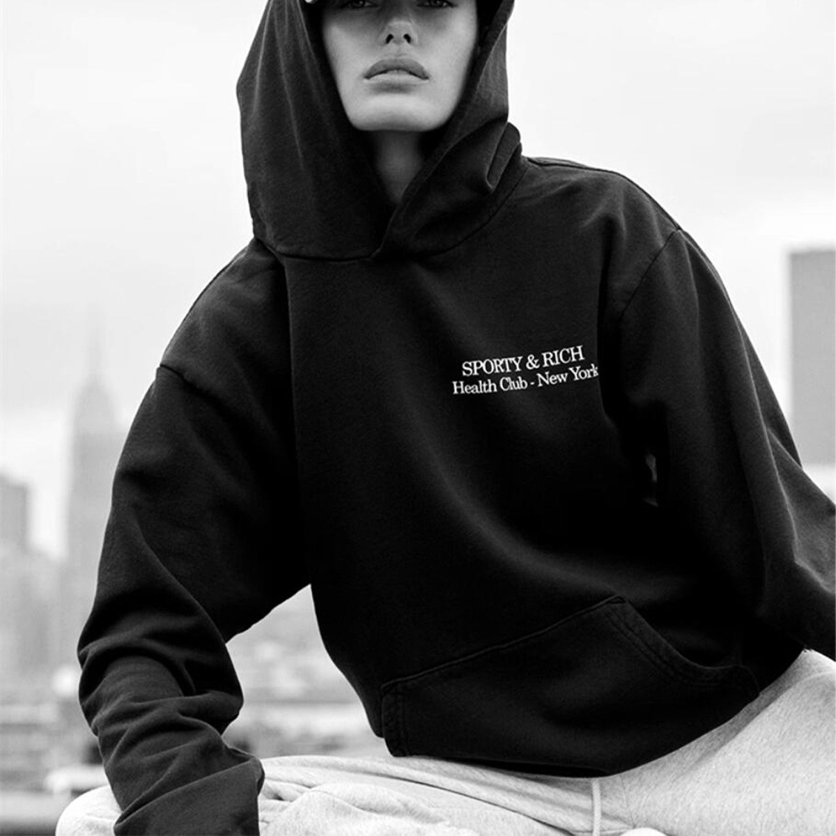Health Club New York Letters P – Street Style New York Fashion recenzja i cena
