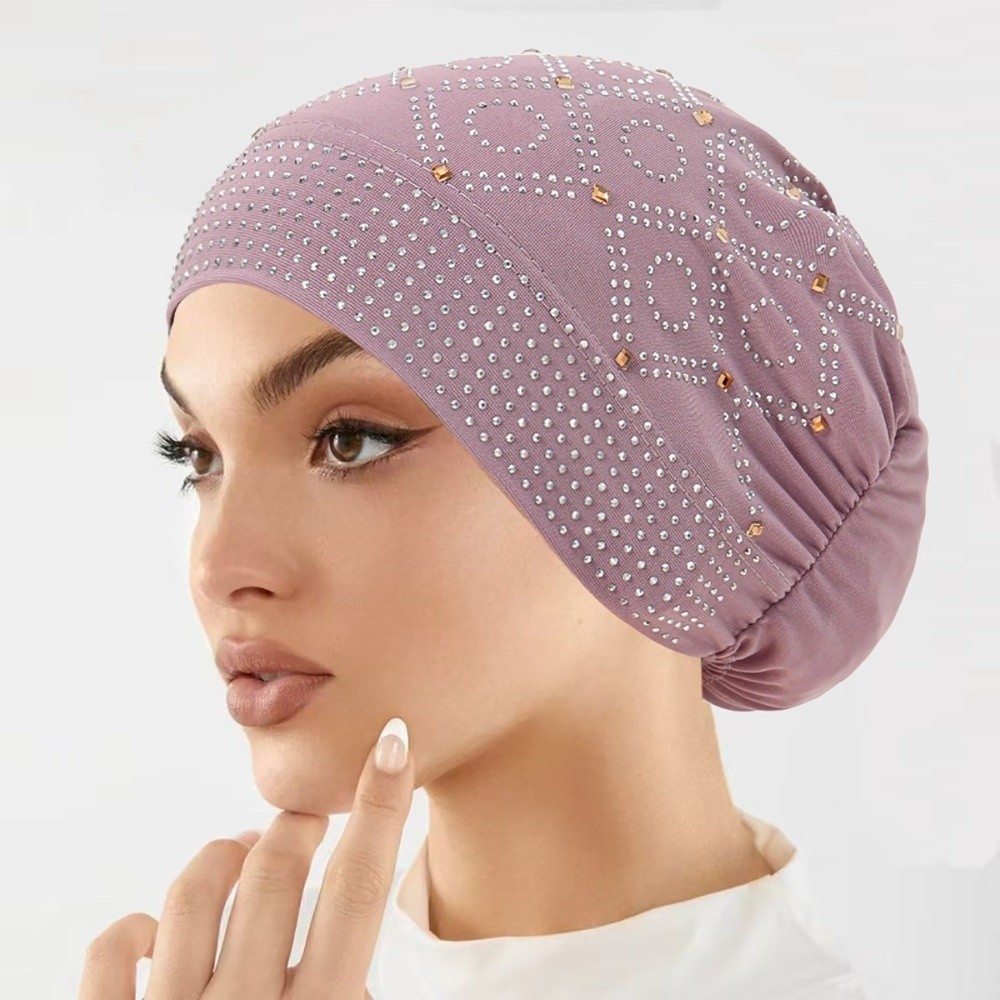 Wygodna, zdobiona diamentami d – Street Fashion Hijab recenzja i cena