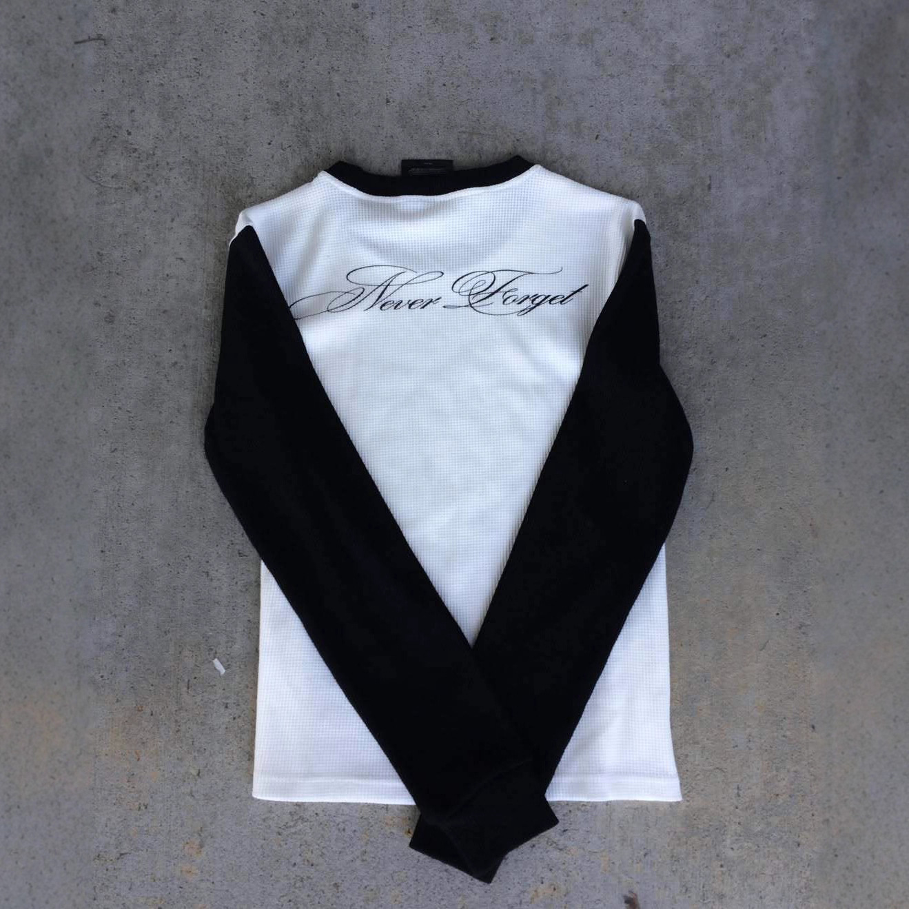 Nowa koszulka z długim rękawem – Street Fashion News recenzja i cena