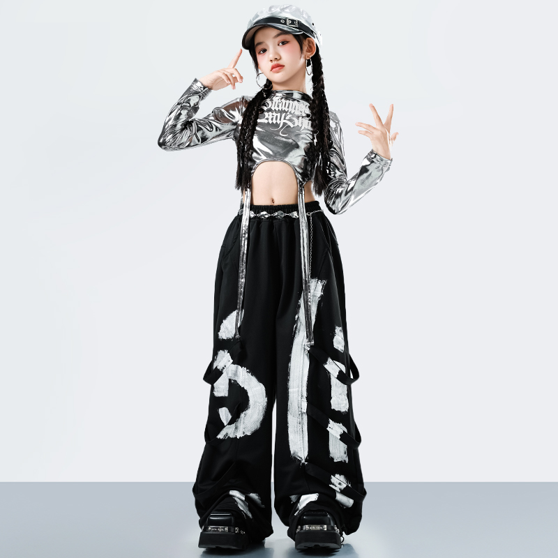 Koreański styl Y2K, streetwear – Street Fashion Dance recenzja i cena