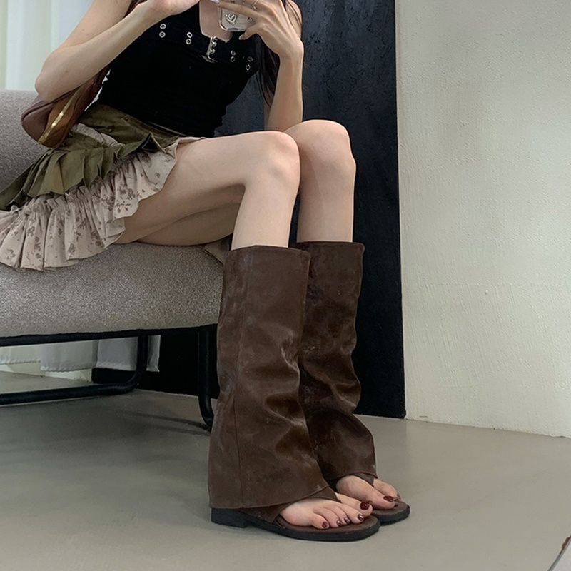 Wydrążone Botki Damskie z Aksa – Street Fashion Korea recenzja i cena
